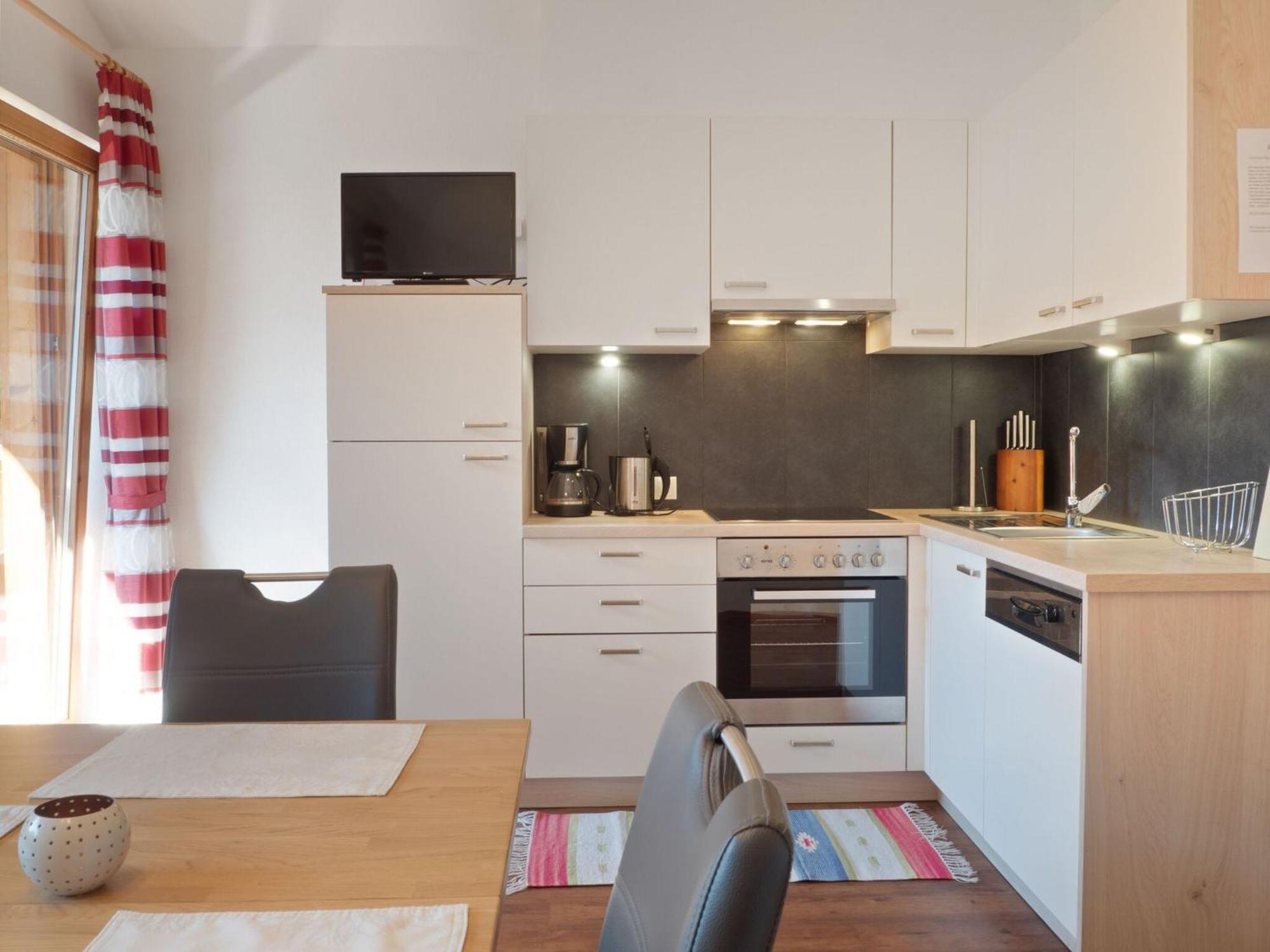 Lovely Apartment With Terrace In Fuegenberg Buitenkant foto