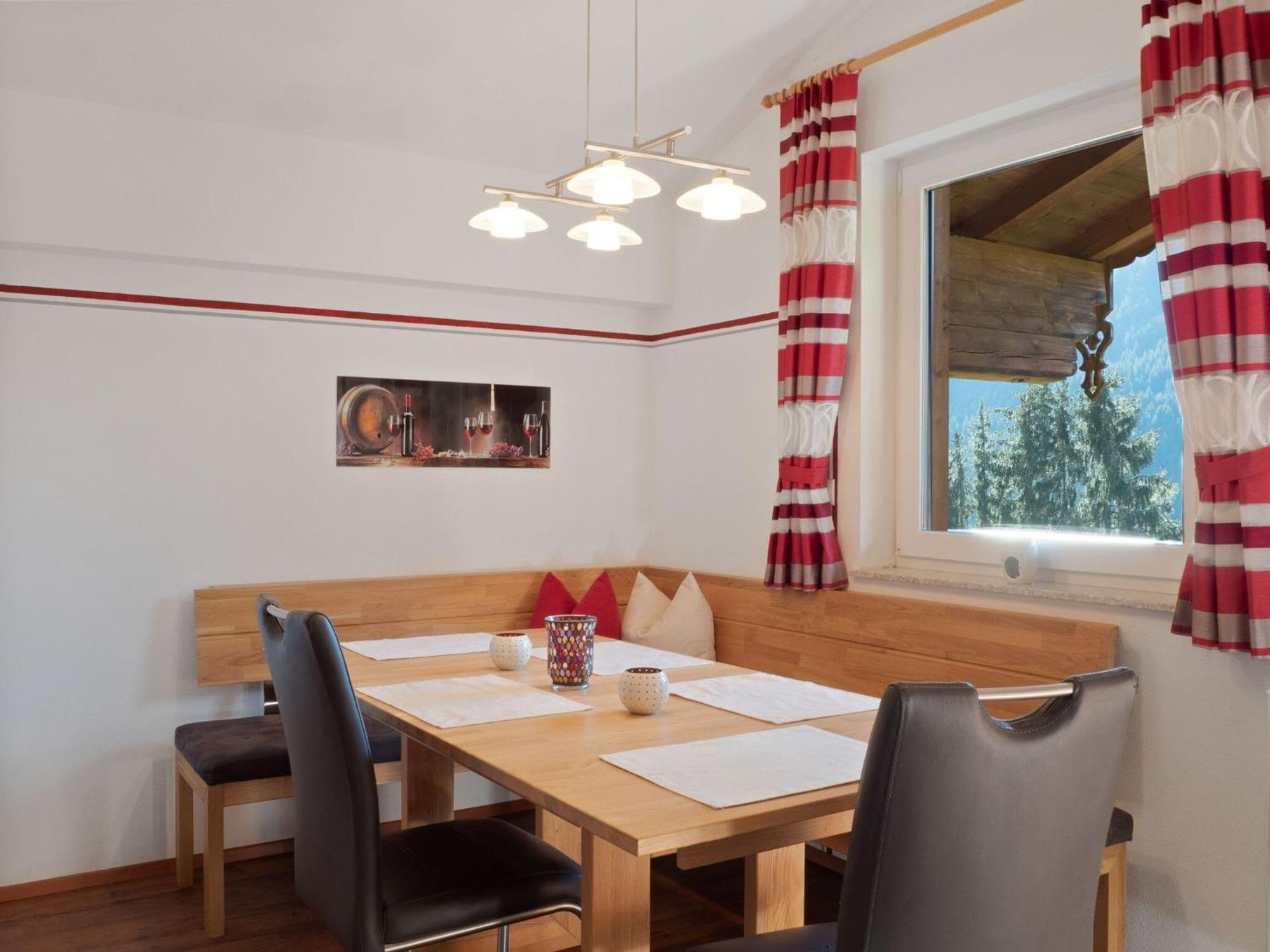 Lovely Apartment With Terrace In Fuegenberg Buitenkant foto