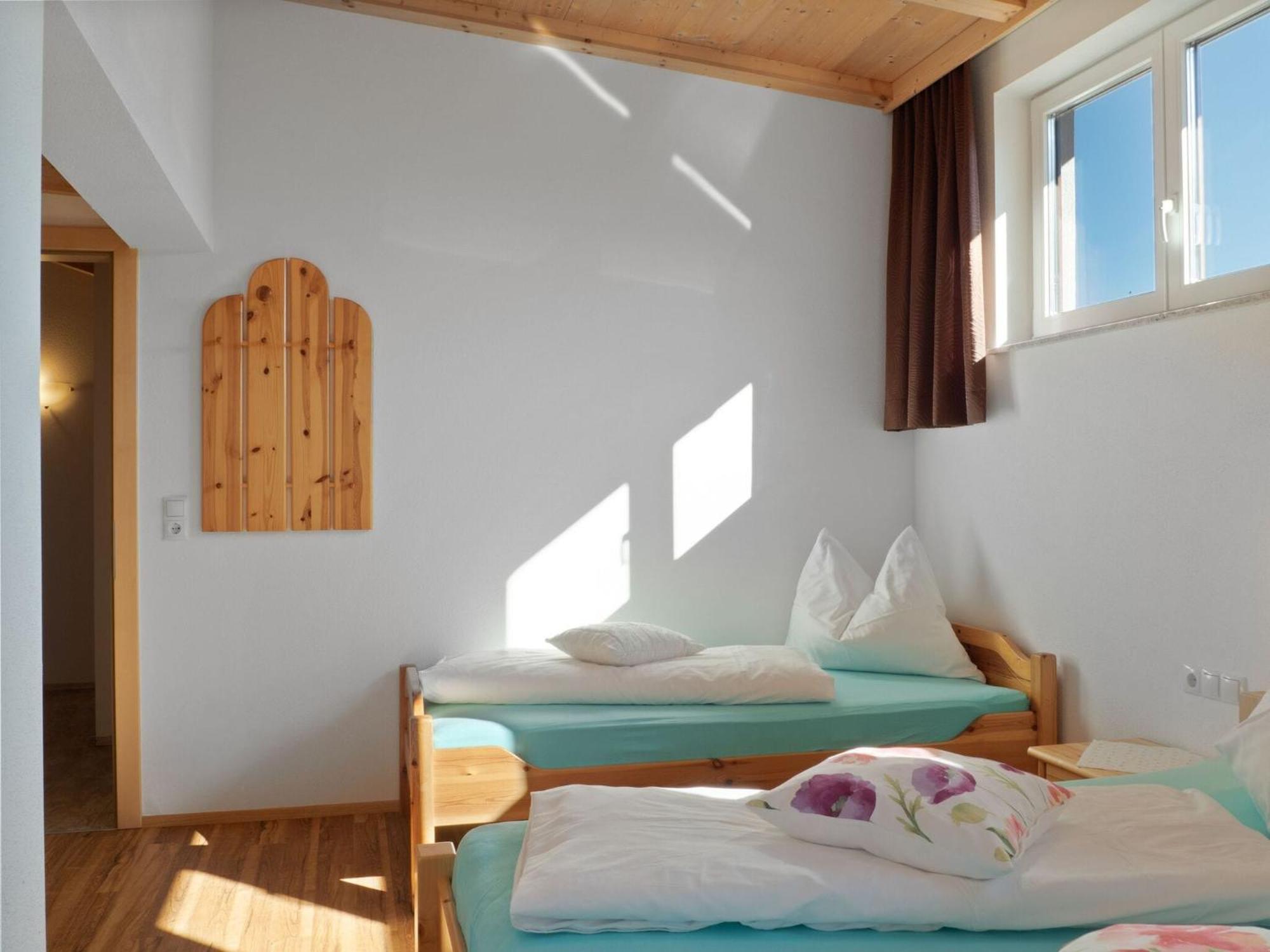 Lovely Apartment With Terrace In Fuegenberg Buitenkant foto