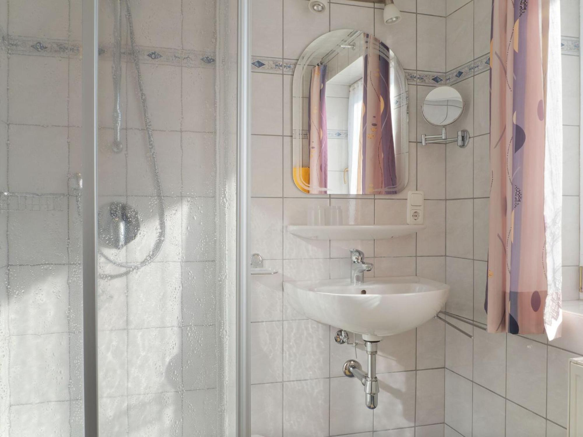 Lovely Apartment With Terrace In Fuegenberg Buitenkant foto