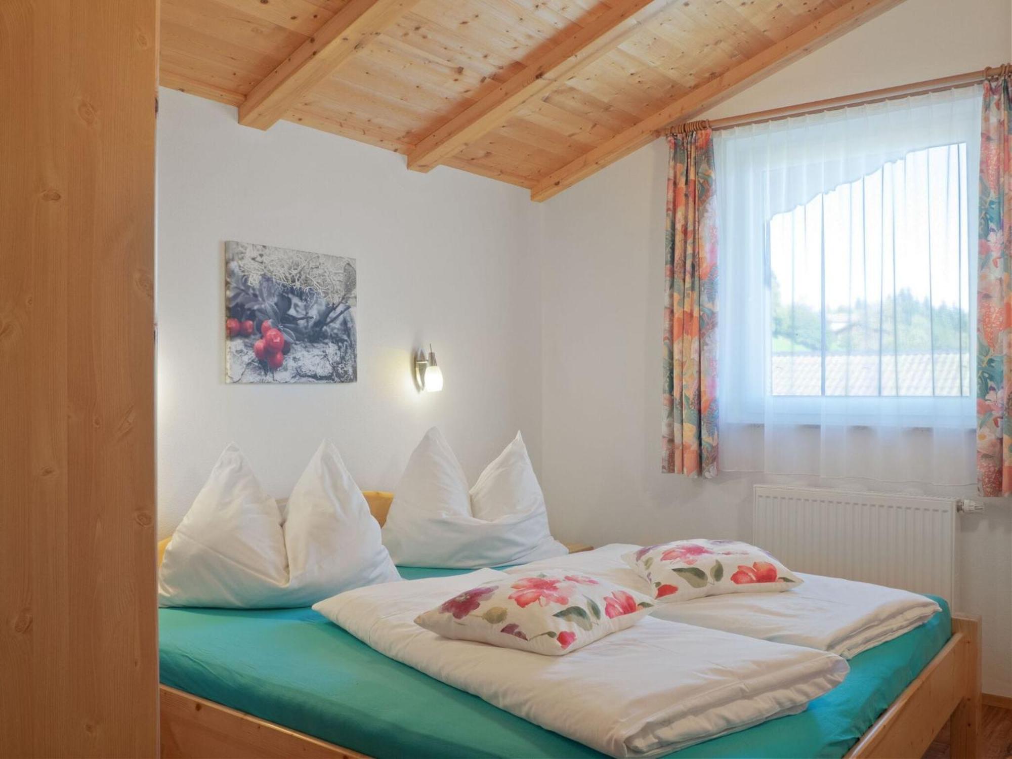 Lovely Apartment With Terrace In Fuegenberg Buitenkant foto
