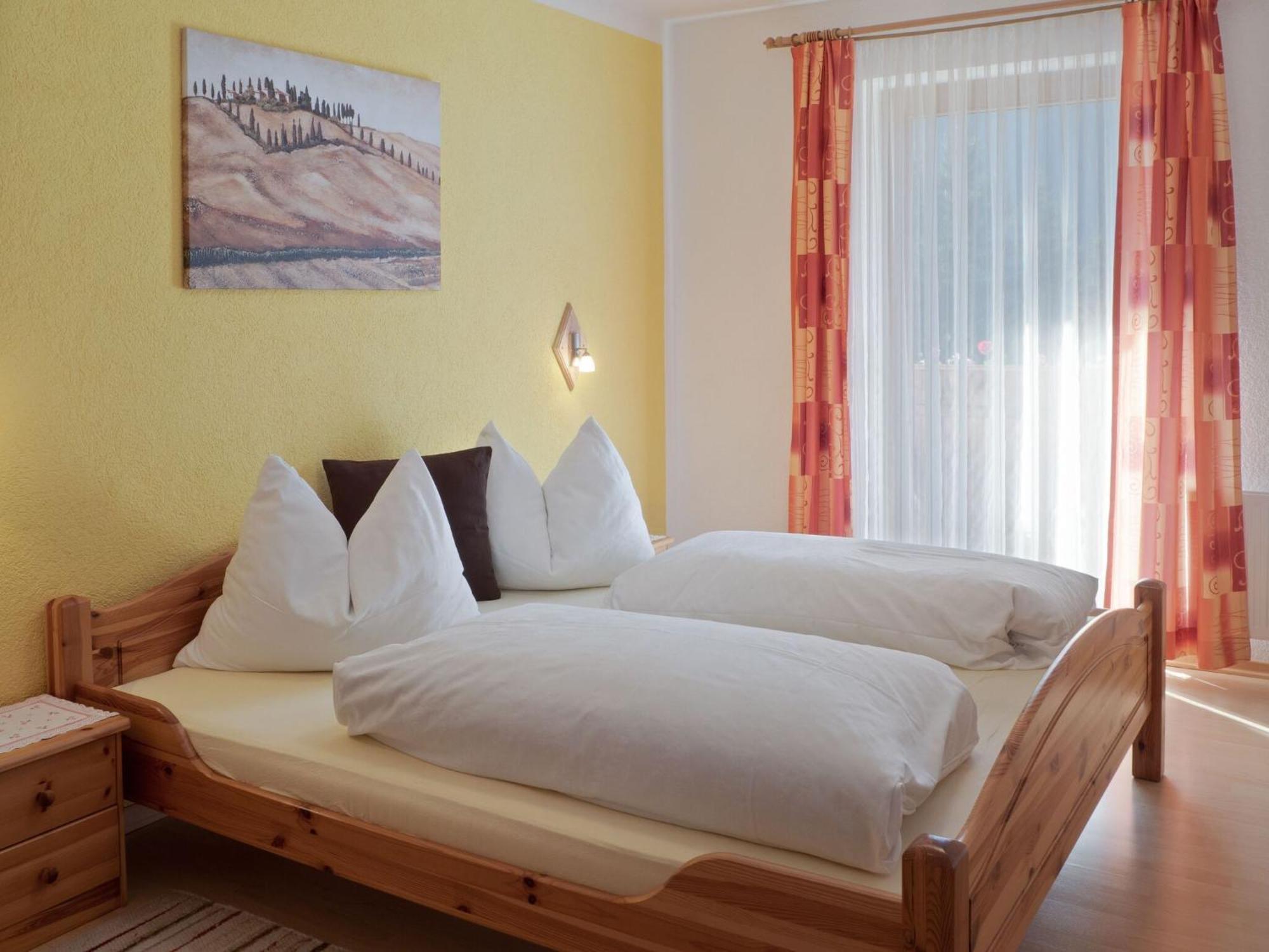 Lovely Apartment With Terrace In Fuegenberg Buitenkant foto