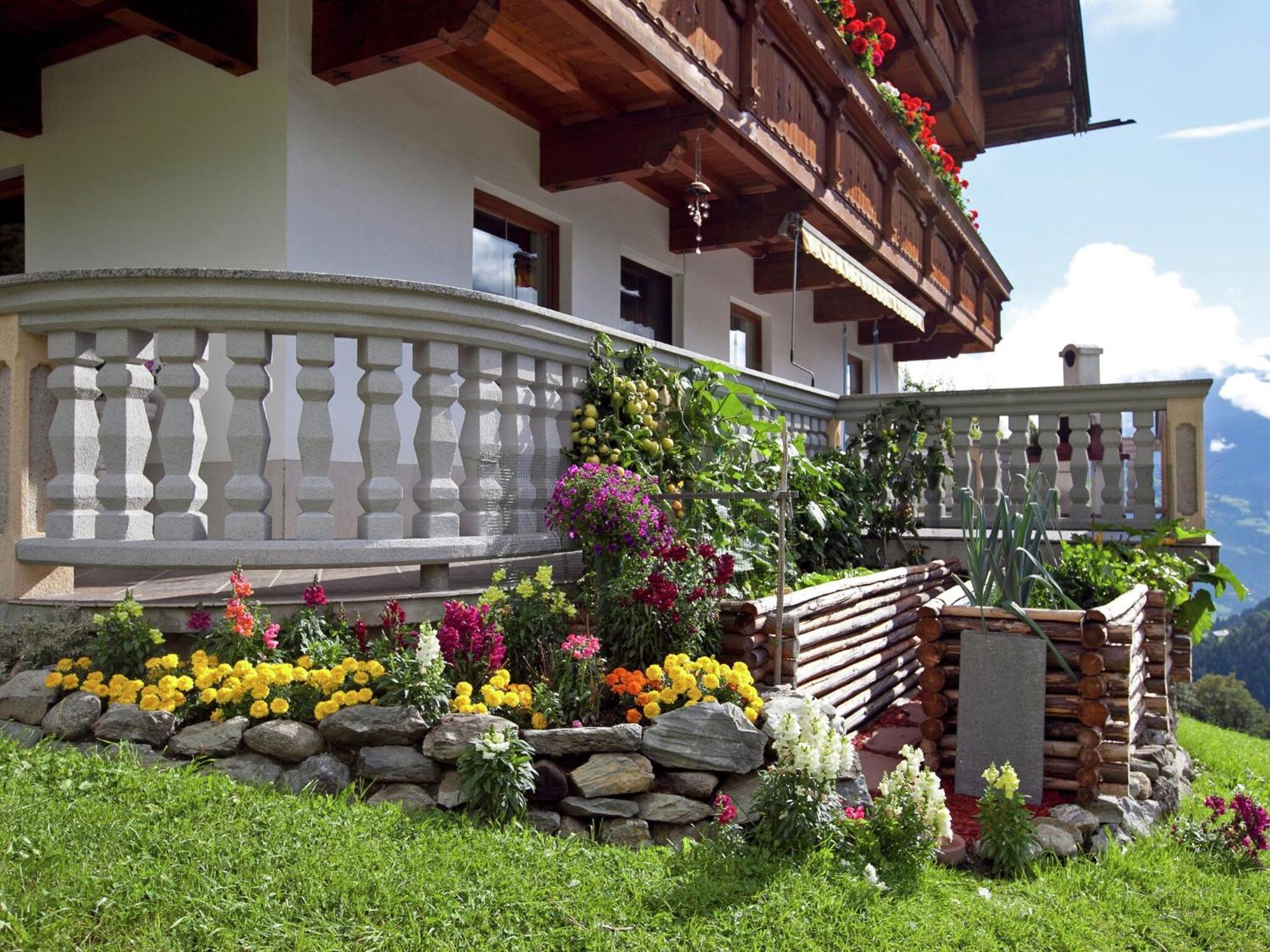 Lovely Apartment With Terrace In Fuegenberg Buitenkant foto